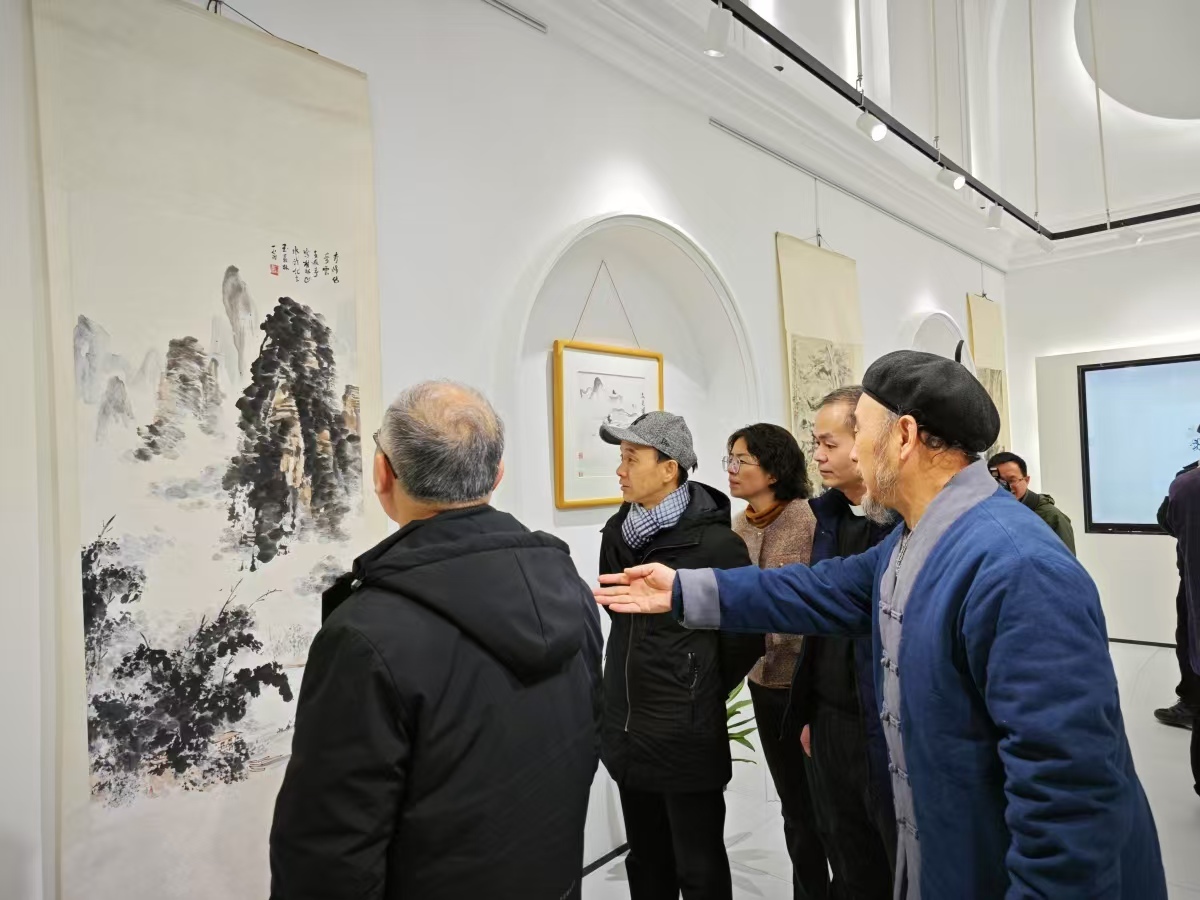 墨随心境，丹青绘人生，“程一翁中国画展”老外滩启幕