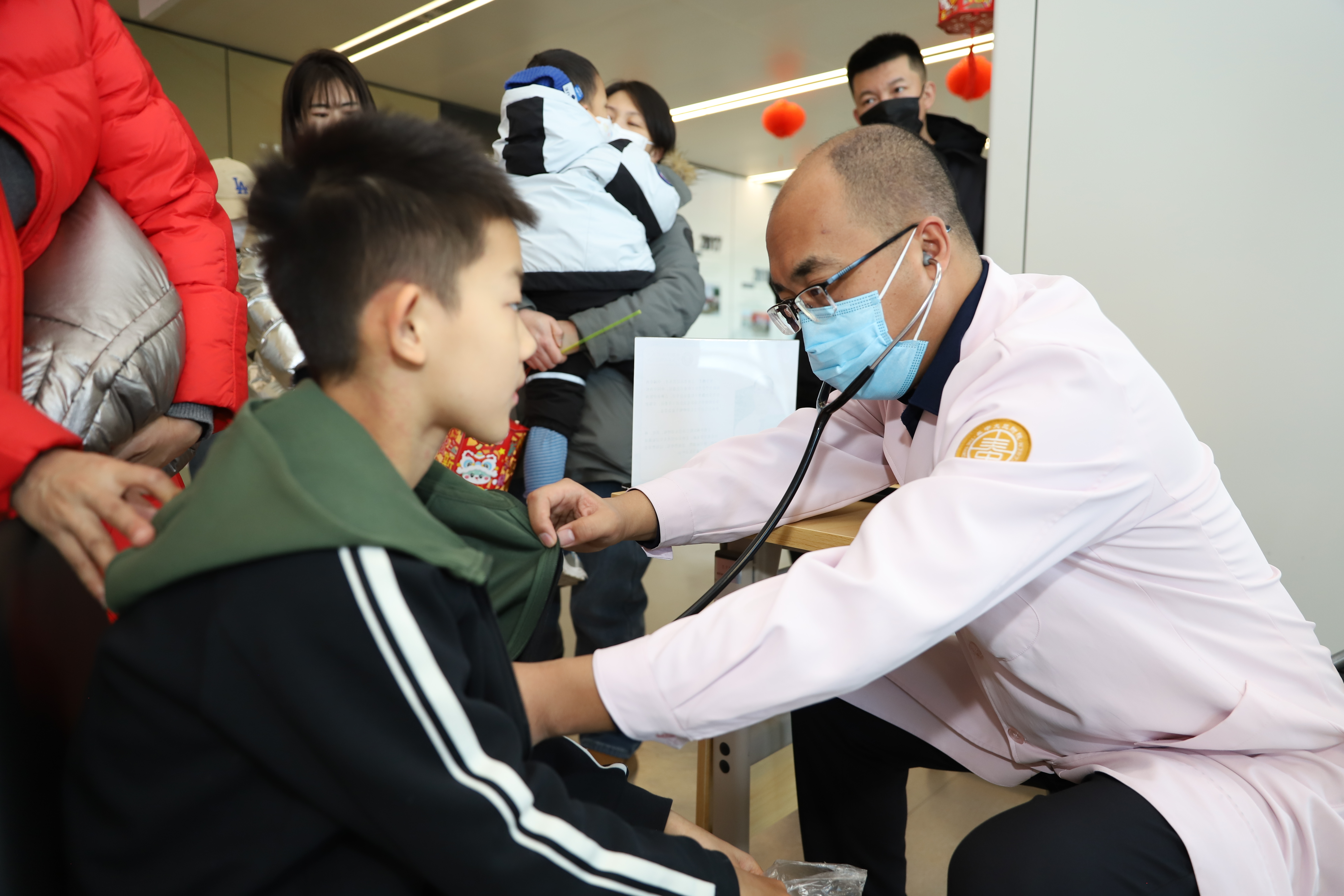 长春中医药大学附属第三临床医院元宵游 “院”会 中医药文化与健康新程共绽华彩