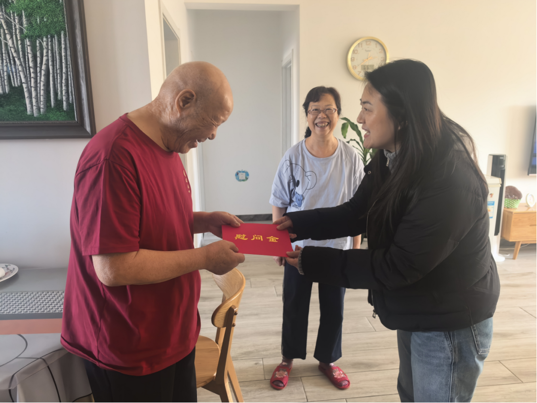 虎林市西苑社区党委书记袁宇静:用真情守护万家灯火