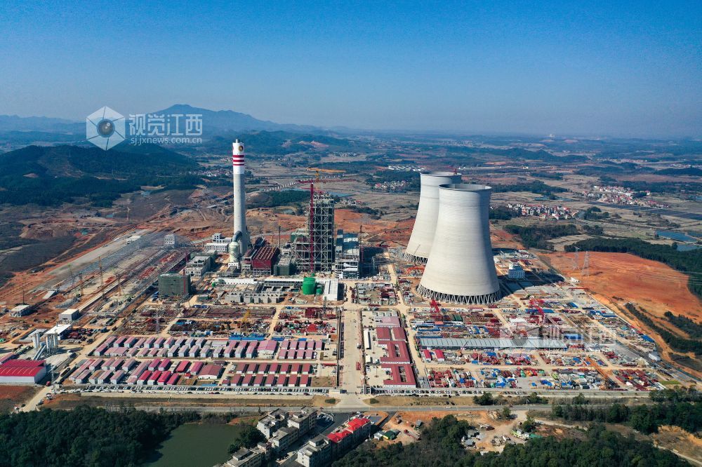 2025年2月9日，位于江西省宜春市上高县的江西赣能上高2&times;1000MW清洁煤电项目建设现场，施工人员抢抓时间紧张有序地忙碌着，预计今年五月并网发电。