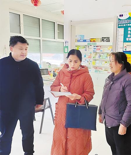 2024年11月，大名县纪委监委、县营商办、县司法局工作人员联合到企业调研使用“企无忧”阳光执法监督平台情况。 大名县司法局供图