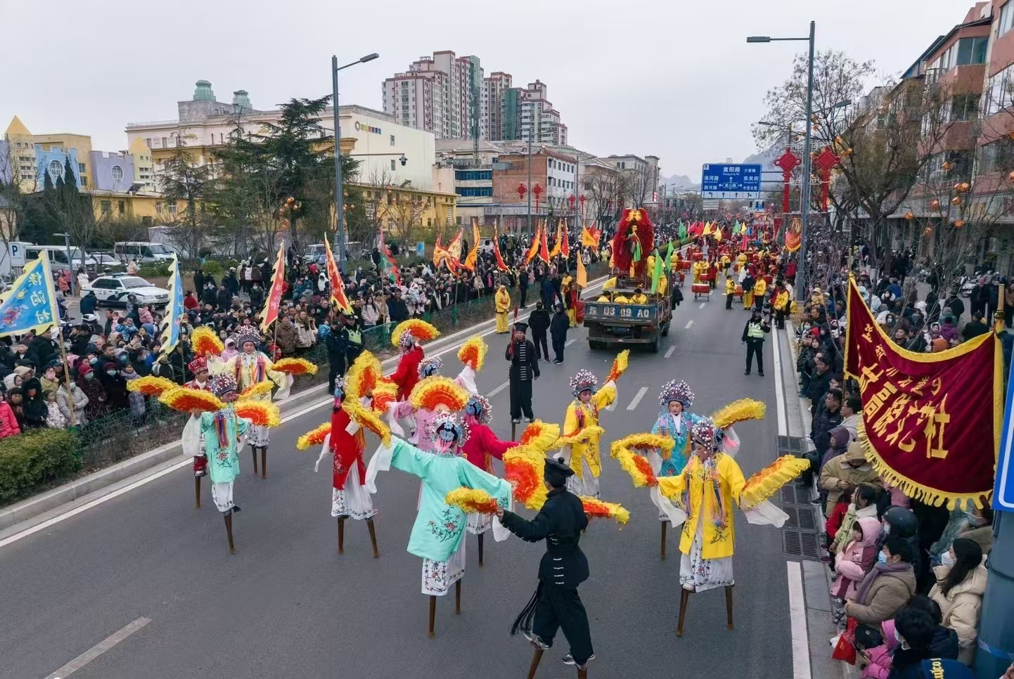 登封：“天地之中”焕新彩 多彩非遗闹元宵