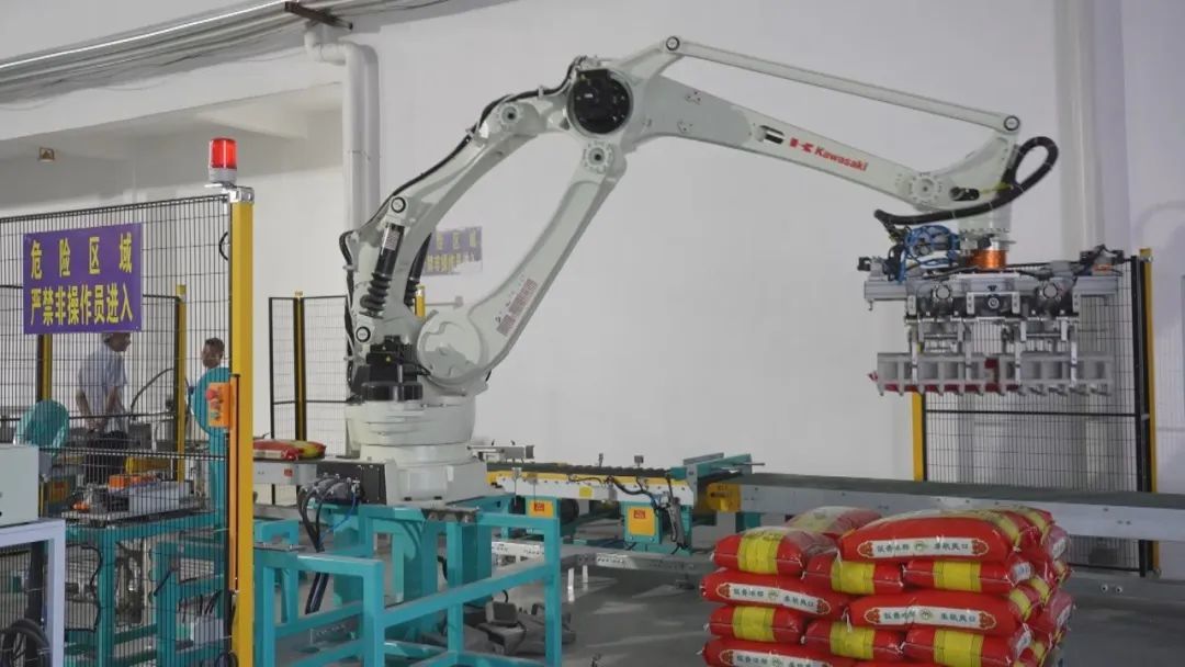 江西麻姑实业集团有限公司智能化、数字化生产车间。