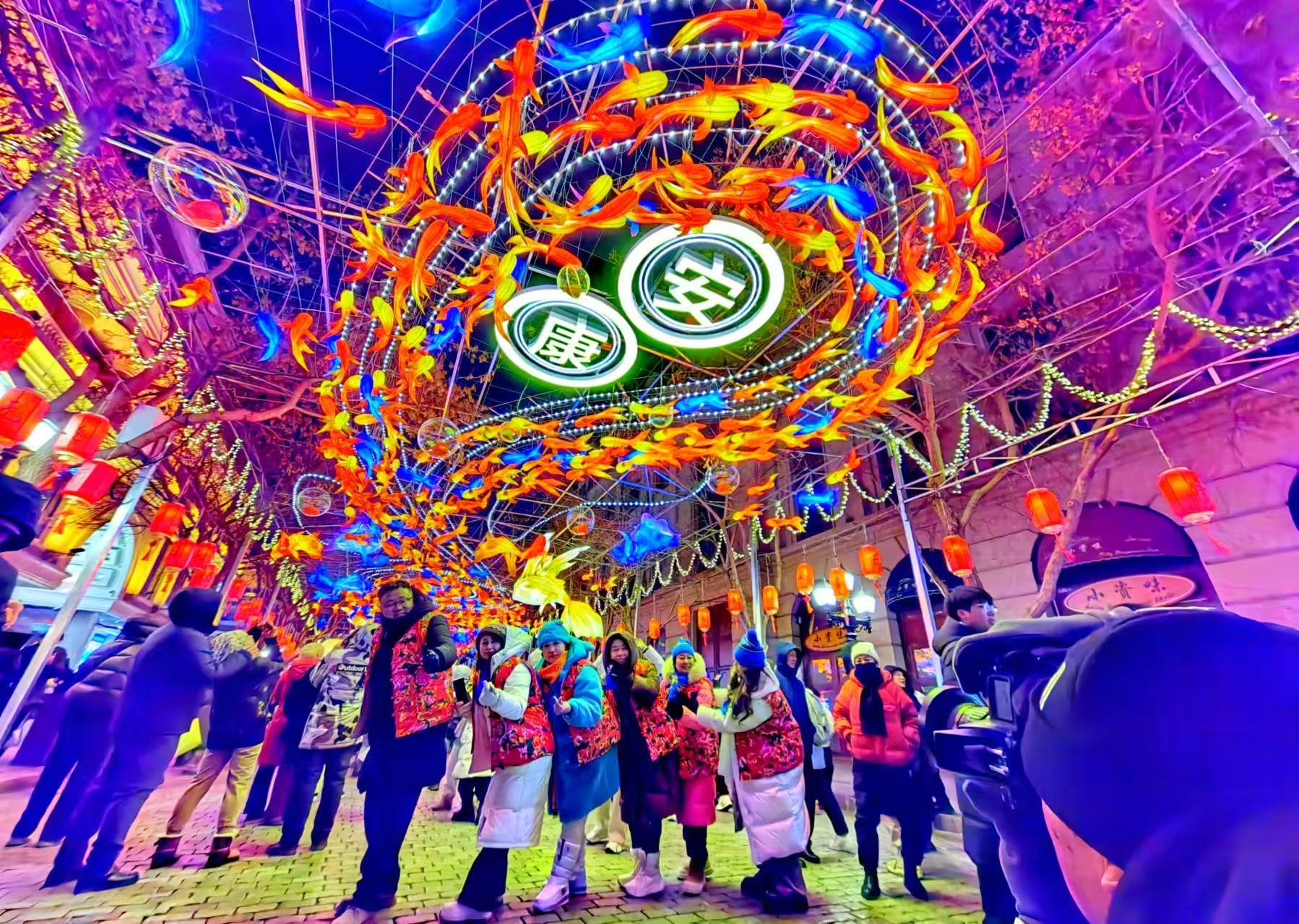 中央大街游人如织