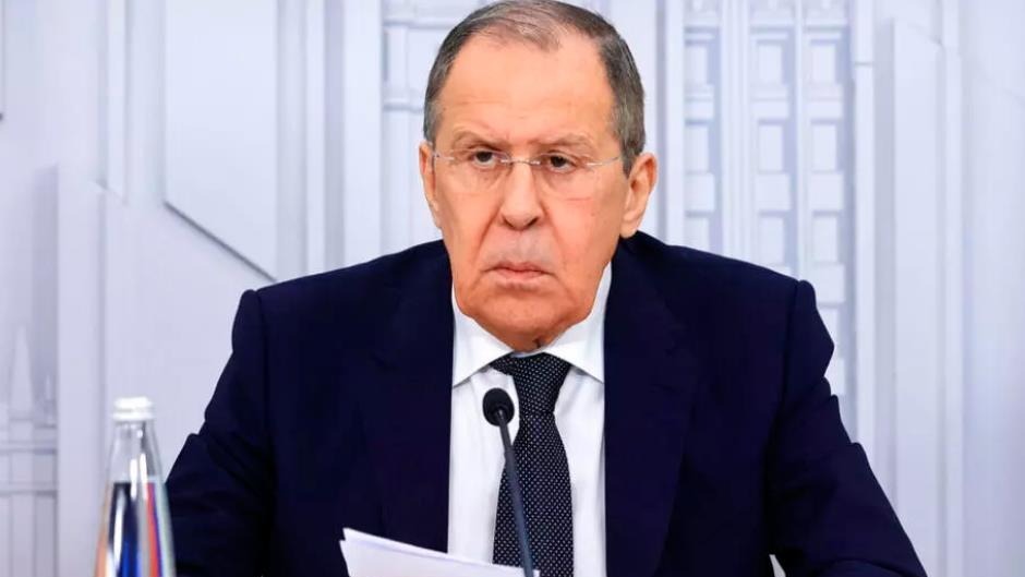俄外长：不接受北约军队进驻乌克兰