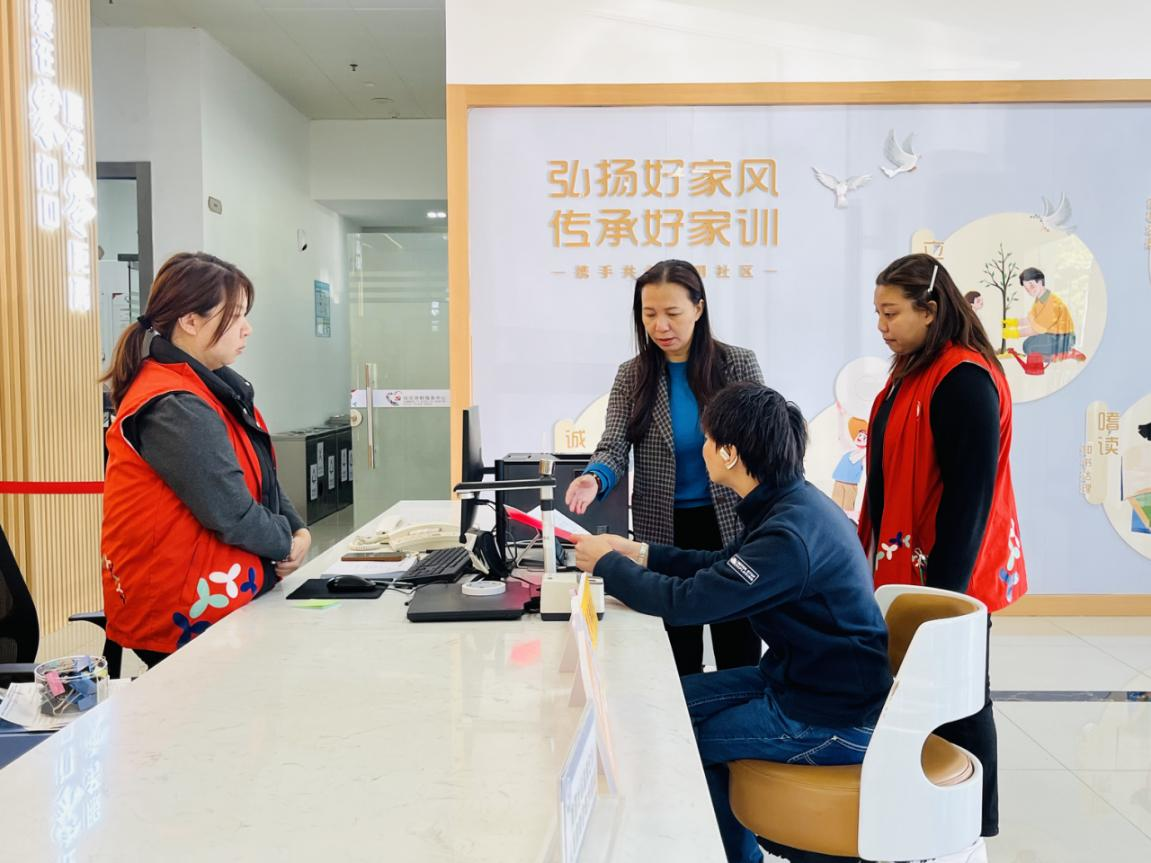 西乡街道南昌社区百姓客厅开展常态化、多场景应急演练 提升社区服务能力