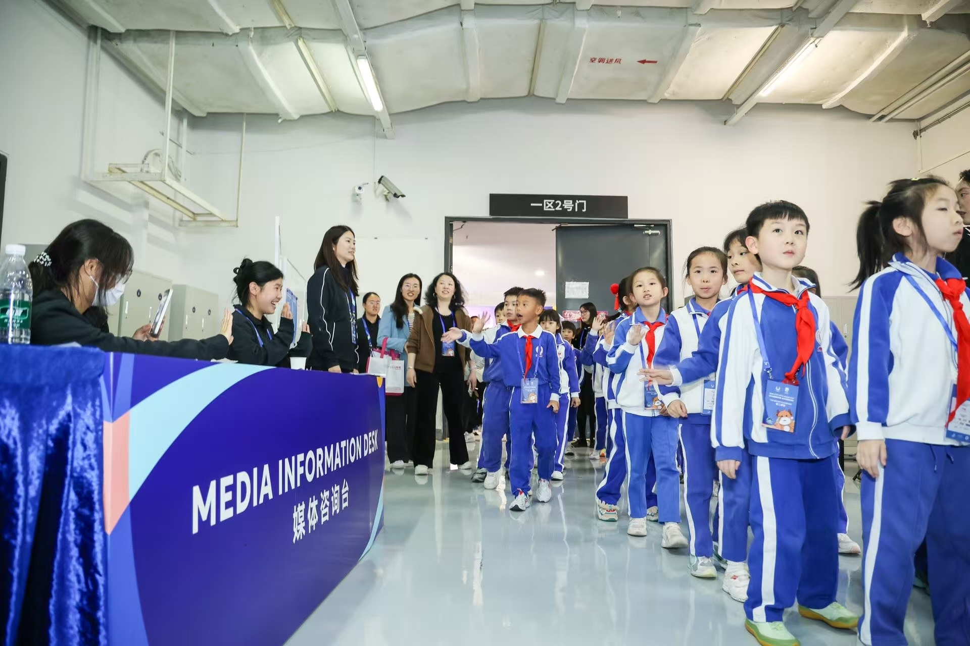 亚洲杯第二课堂:以乒乓为媒,为青少年成长注入体育精神