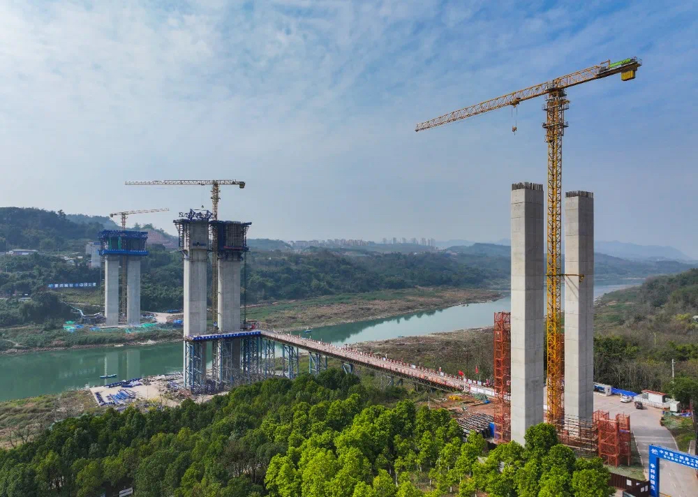 宝山嘉陵江大桥项目建设现场。市住房城乡建委供图