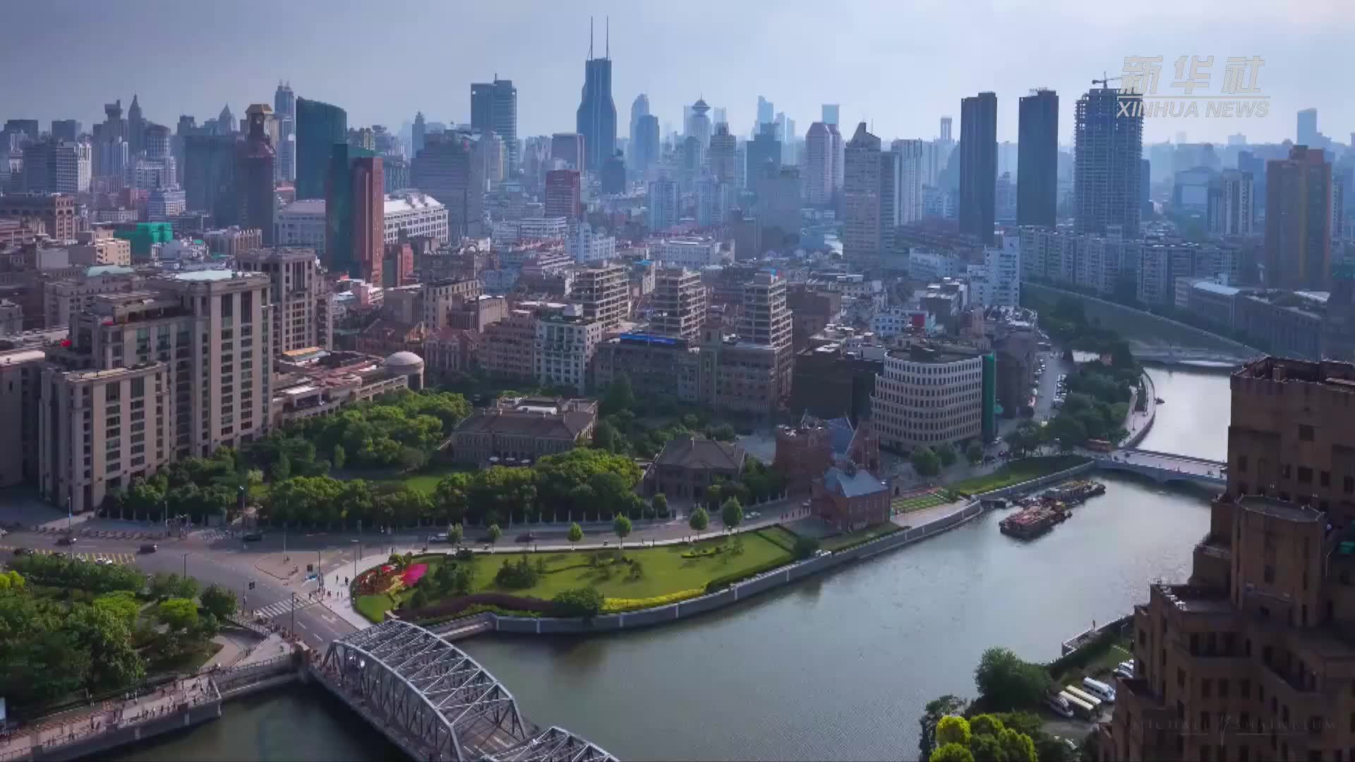 《基层民主故事》第一集《议事厅里话民生》