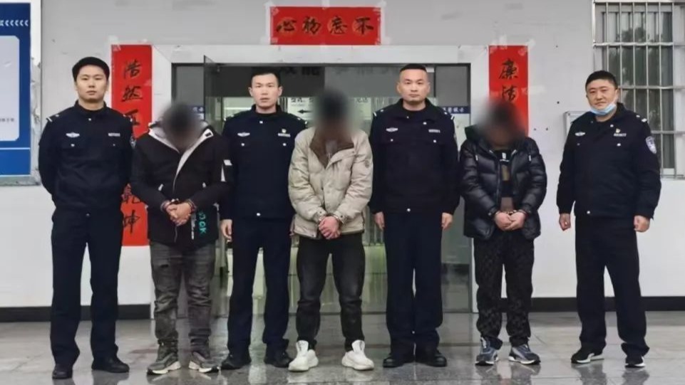 酒后暴力袭警，王某等3人被刑拘