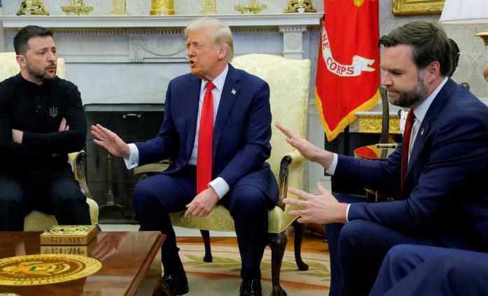 美议员：这就是让万斯去会议室的后果