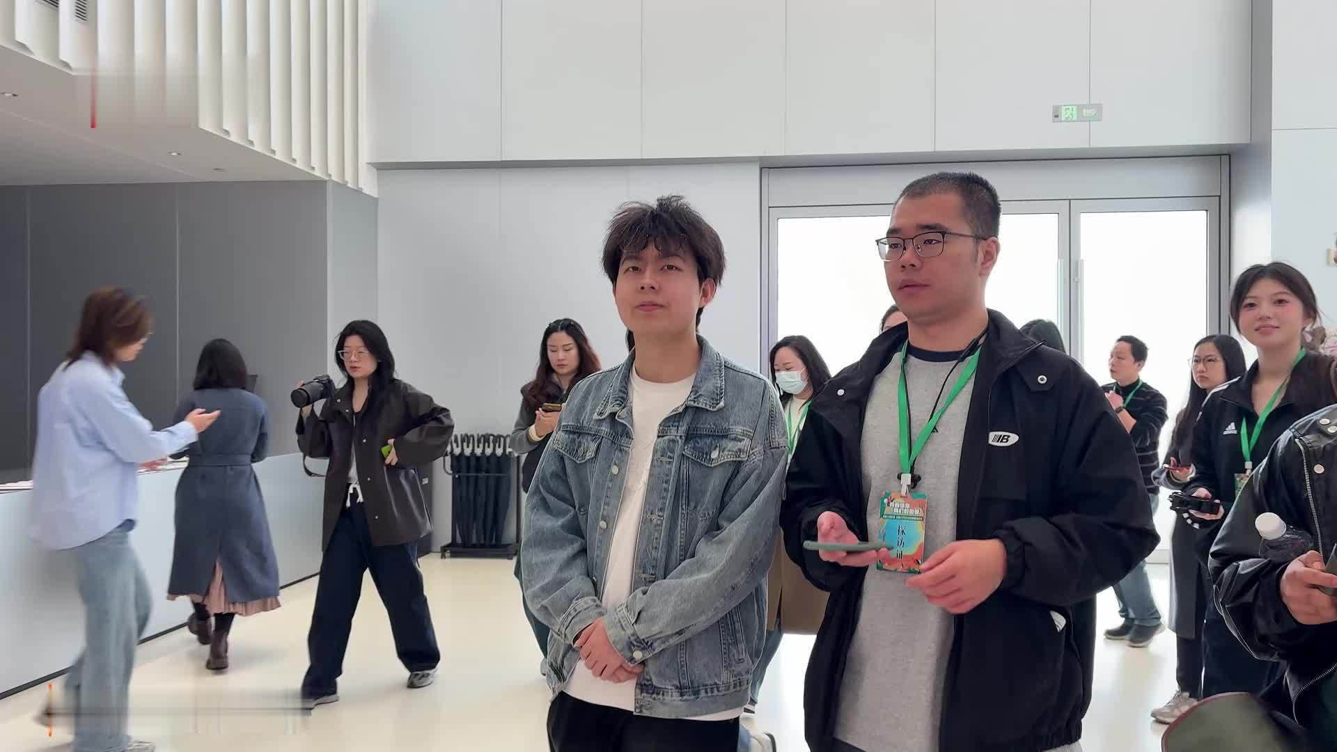 跟随总书记的脚步看武汉科技创新，“科创之树”下，11粒种子已萌芽