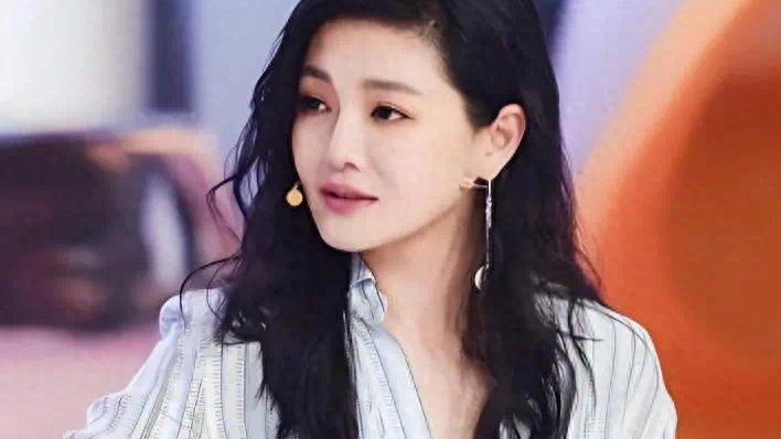 尘埃落定！大S将被厚葬，汪徐两家的闹剧，张兰成了关键突破口封面图