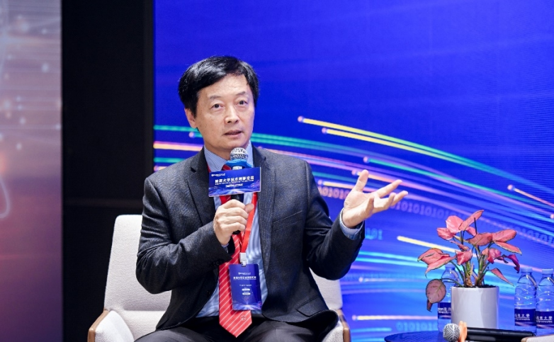 圖五、嶺大學術暨教務副校長陳漢夫教授介紹最新研究。