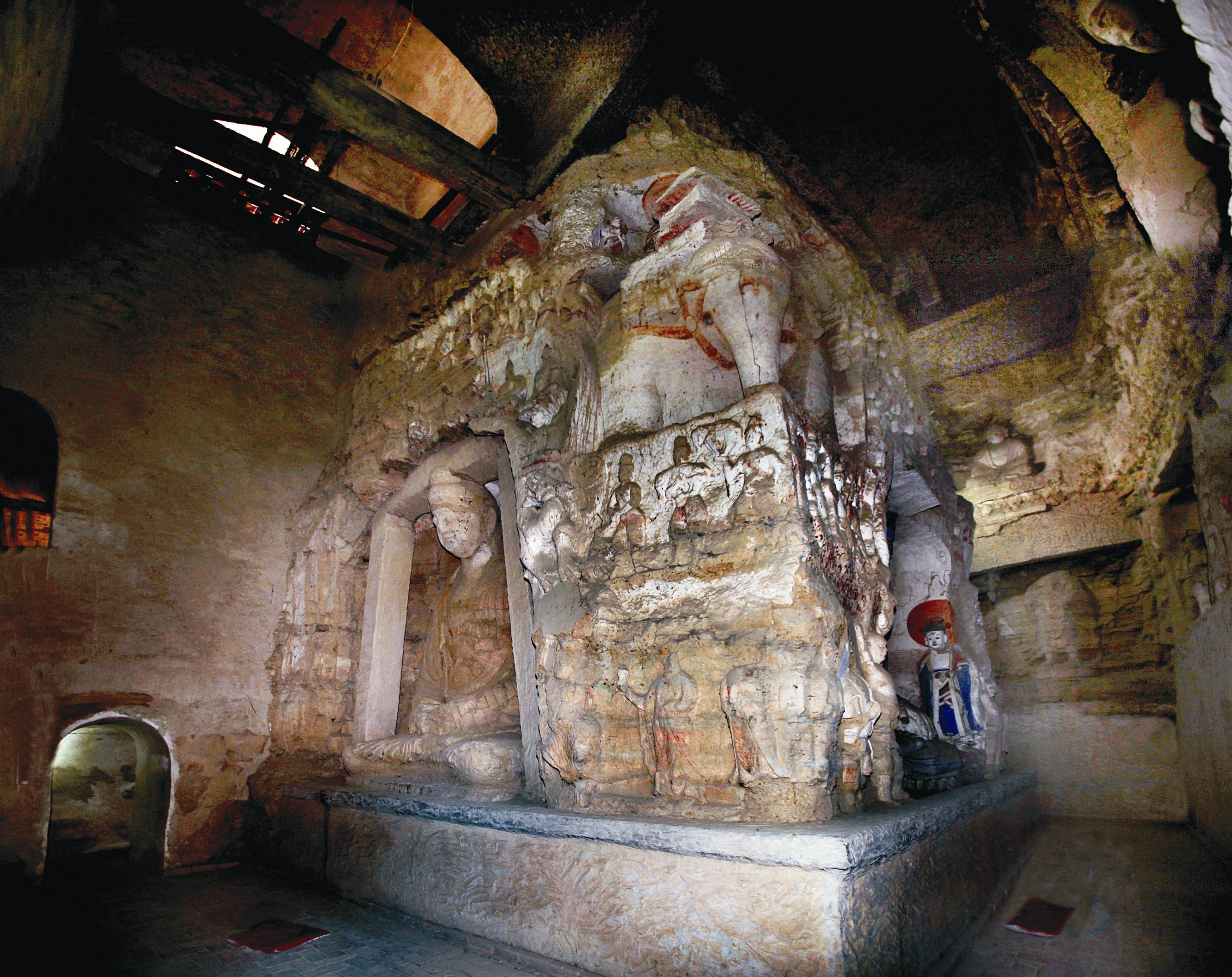 王母宫石窟(泾川县融媒体中心 供图)