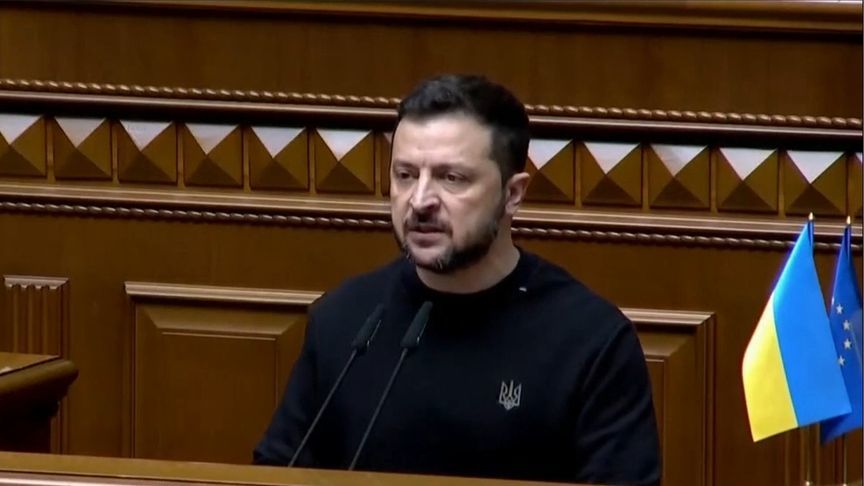 “禁止战时选举”乌克兰议会通过议案 泽连斯基必须依宪法继续履职