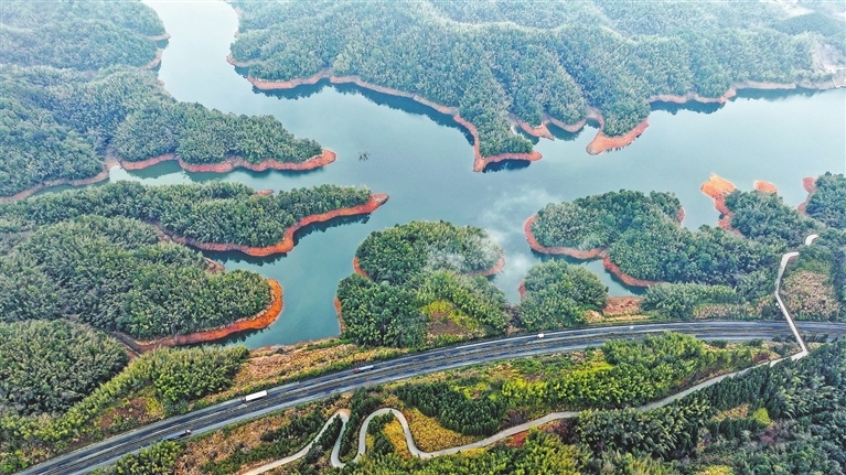 江西：春风如约至（图）