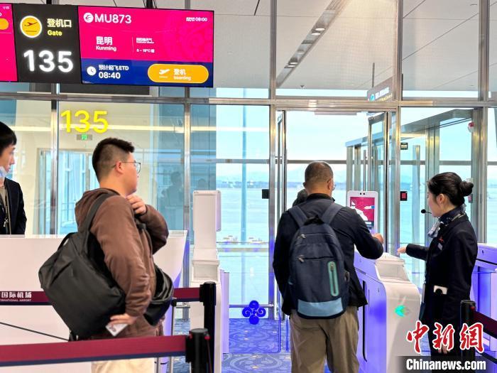 西安经昆明至吉隆坡航线开通。东方航空西北分公司供图