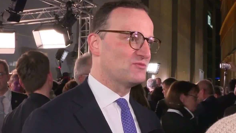 德国联盟党政要：急需解决非法移民问题