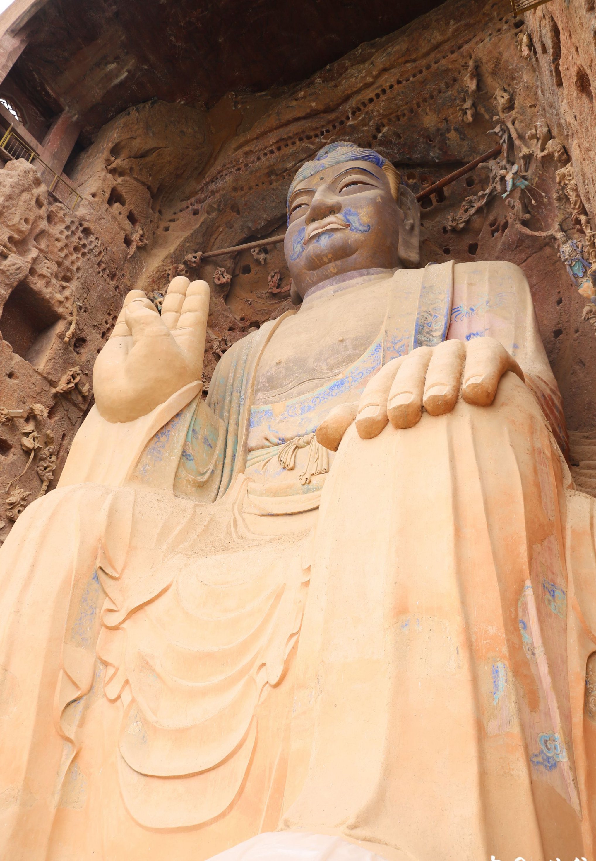 大象山石窟(甘谷县融媒体中心 供图)