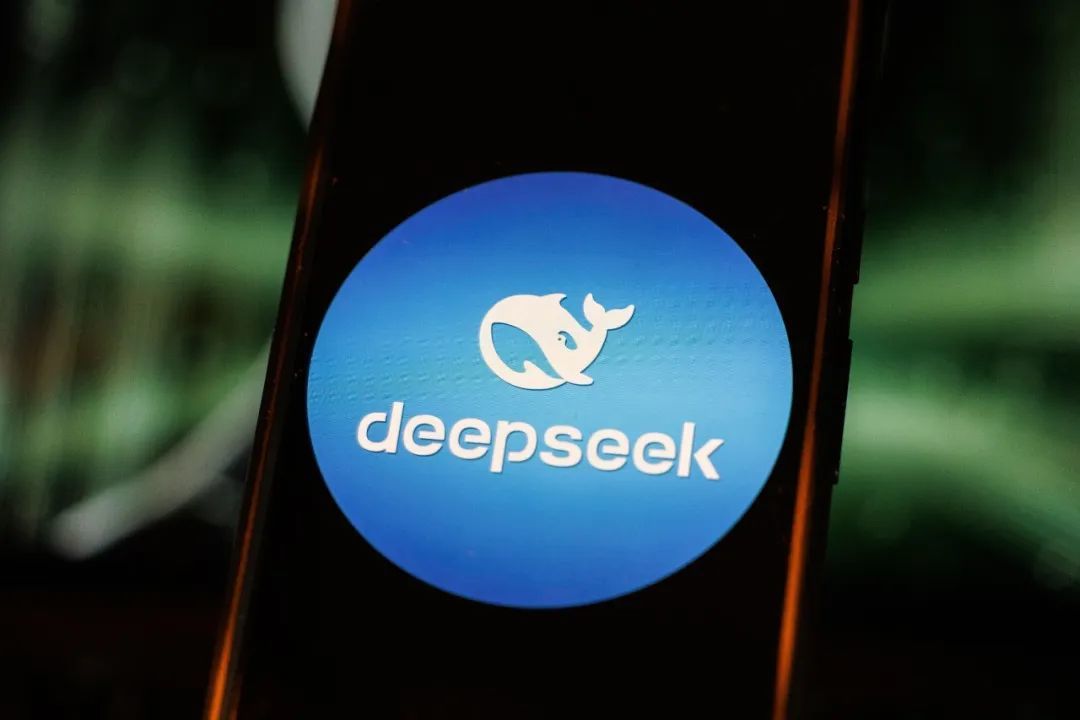 一手实测豆包深度念念考模式：能超越DeepSeek吗？