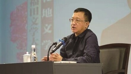 中国作协副主席观影《哪吒2》：排泄物、鼻涕“具象化”，战争场面张艺谋望尘莫及