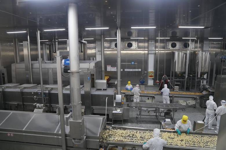 蓬莱民和肉制品加工车间。YMG全媒体记者 苗春雷 摄