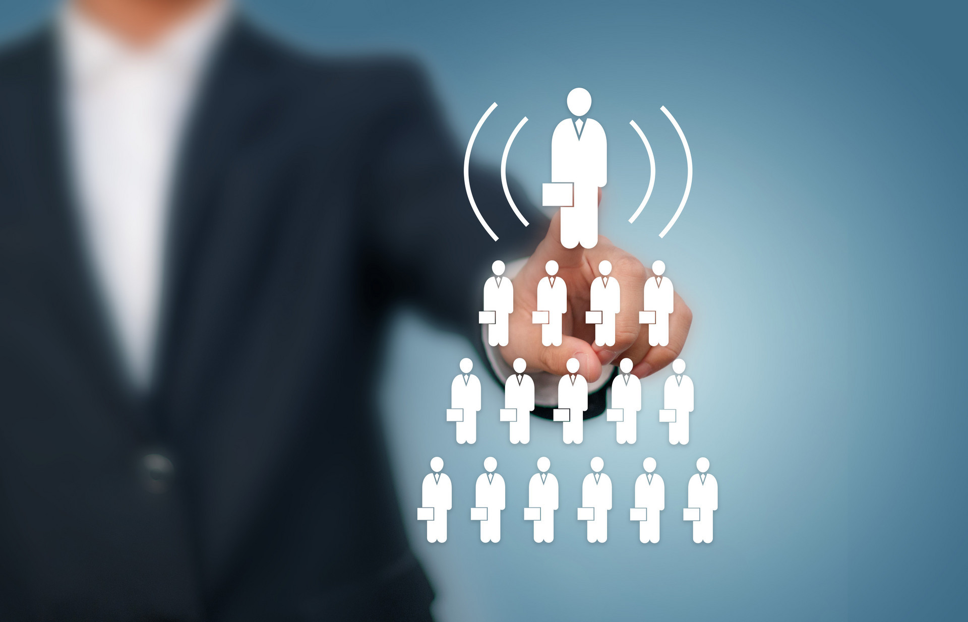 提供岗位近900个!西海岸新区“春风”吹动就业新希望