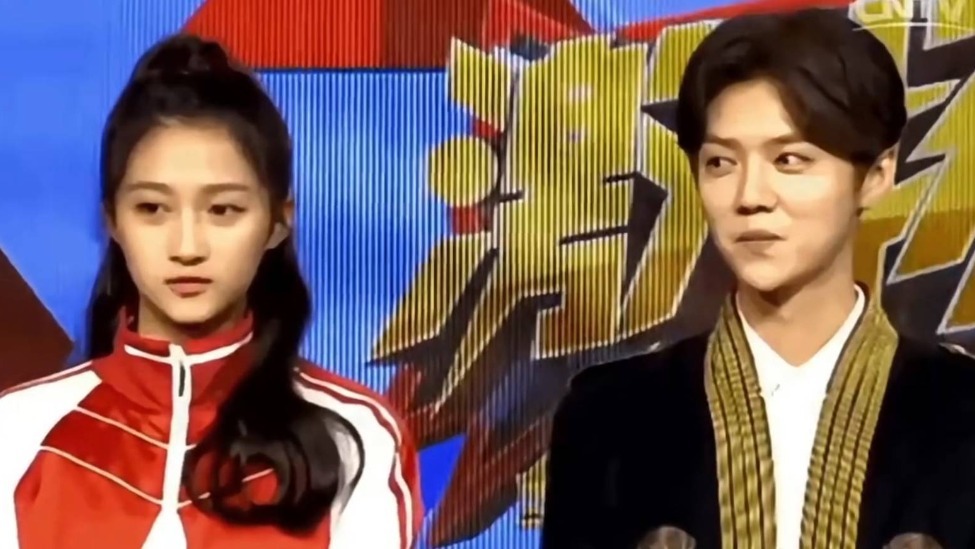 陈赫直播被问鹿晗关晓彤恋情现状 陈赫：我只能回答我知道的问题封面图