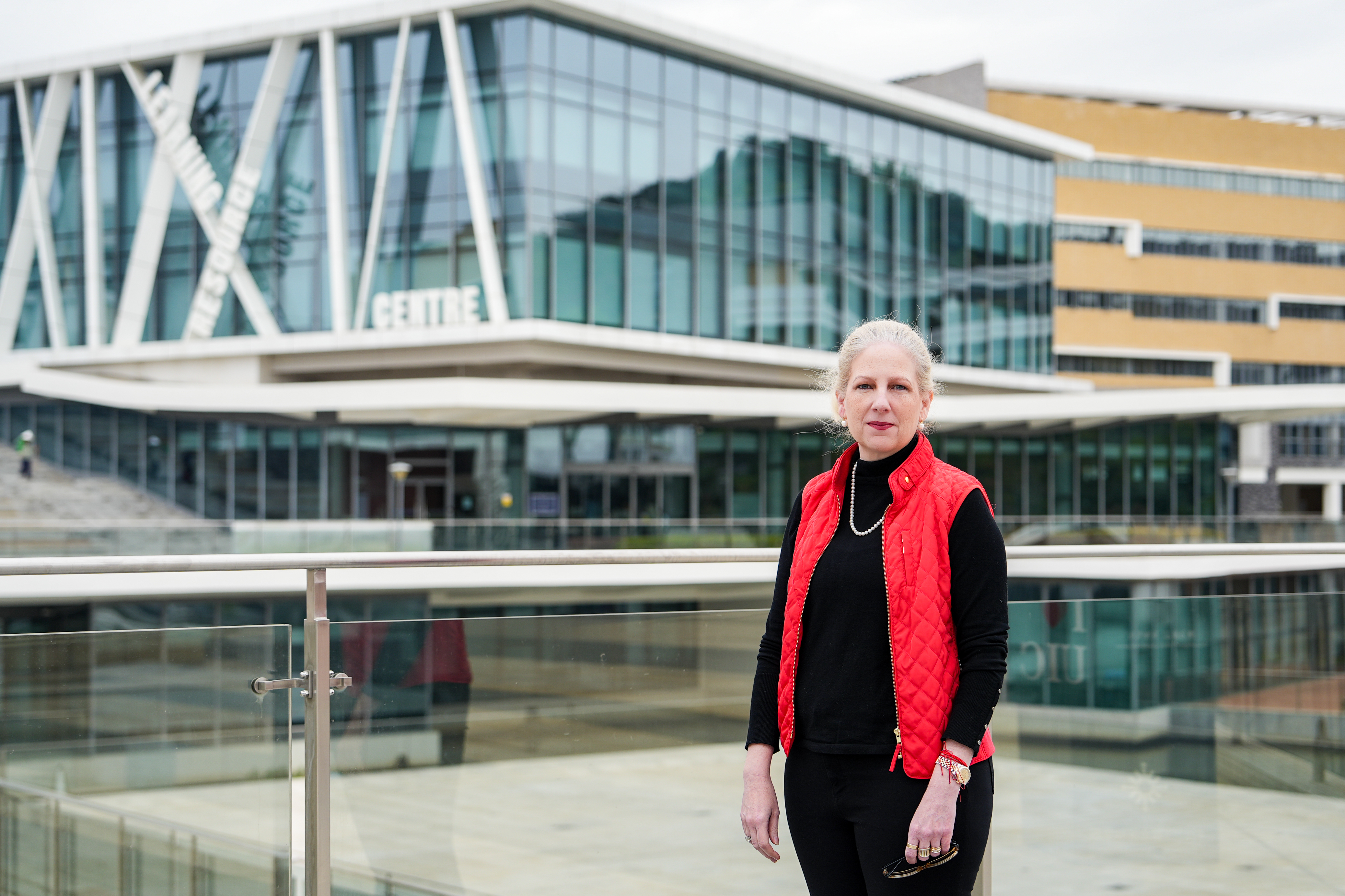 北师港浸大(UIC)Erin Holliday-Karre博士