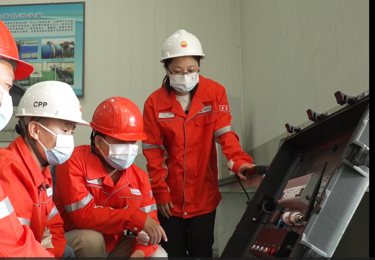 研究院检测技术中心王雪讲解DR设备