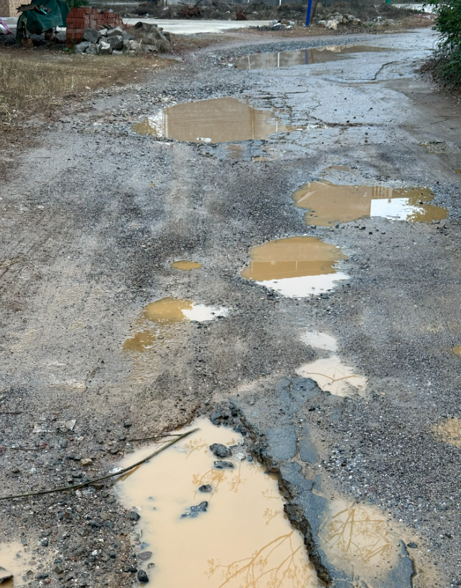 湖南永州：“道路破烂不堪，校车和外卖都不愿进村”，回应来了