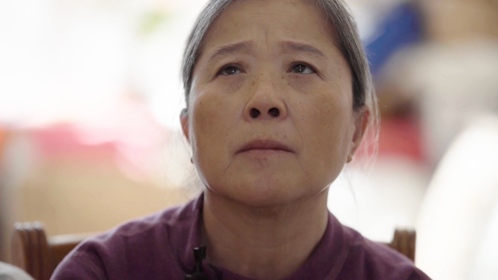 妈妈患有阿尔茨海默症，女儿谈崩溃瞬间：厕纸到处都是，有的她还会藏起来