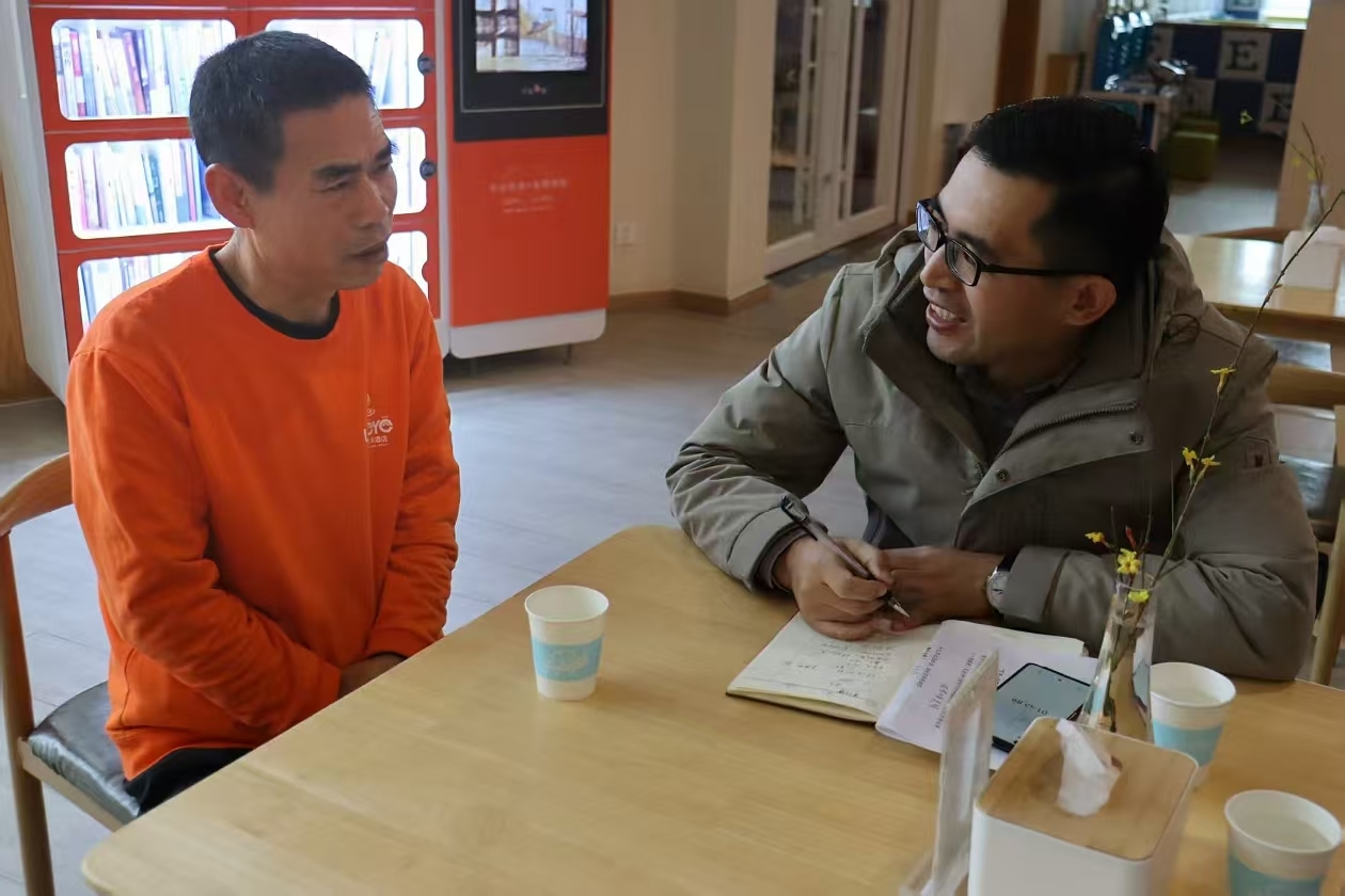 拾金不昧展美德 温泉小镇暖身又暖心