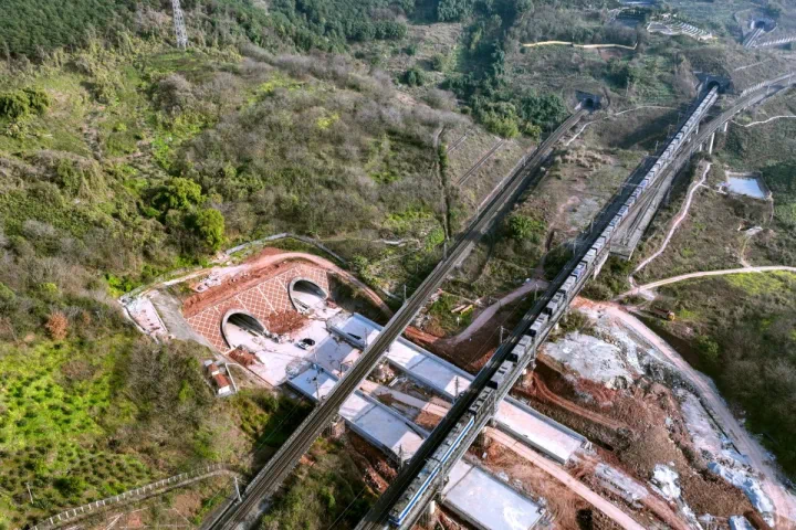 陶家隧道建设现场。市住房城乡建委供图