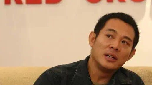 李连杰，一个打一万个封面图