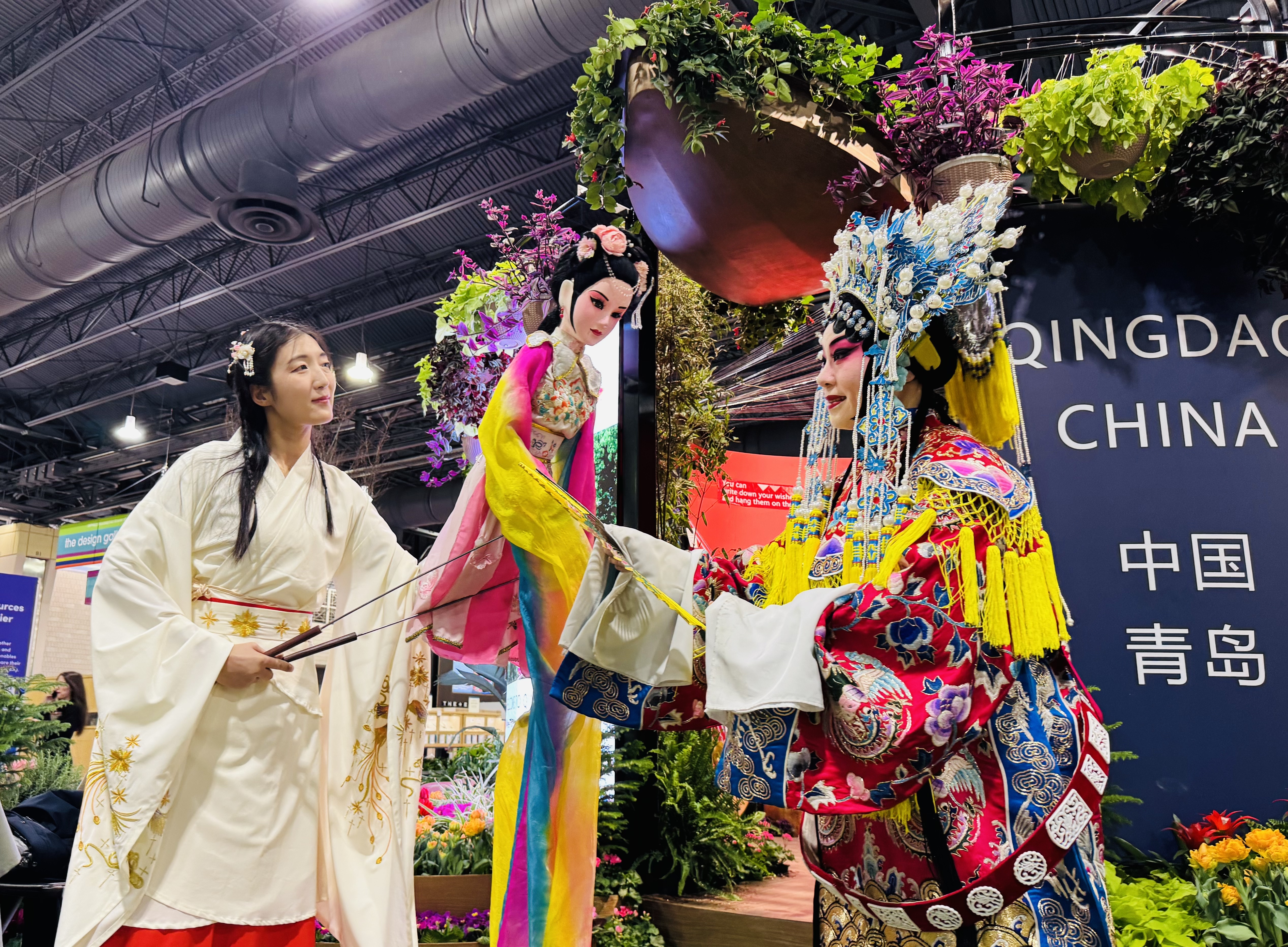 以花为媒，中美交流再添新靓点，中国青岛亮相第196届费城花展