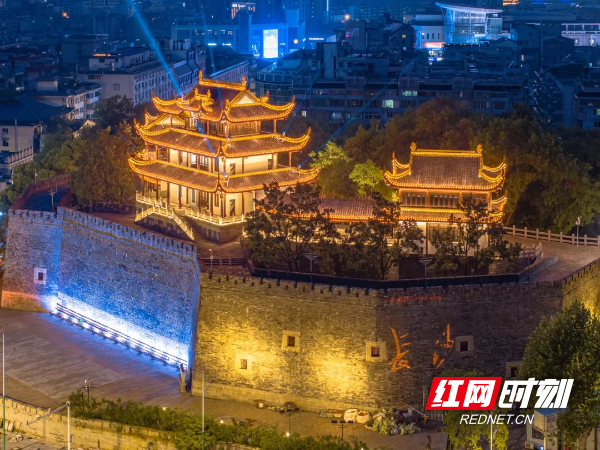 天心公园全面焕新升级成为了天心阁光影公园。