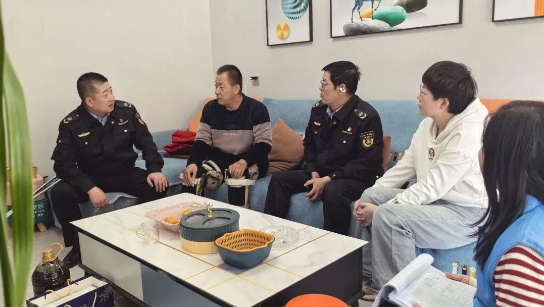 守护"一老一小一弱一特"　华亭这样打造社区服务新典范