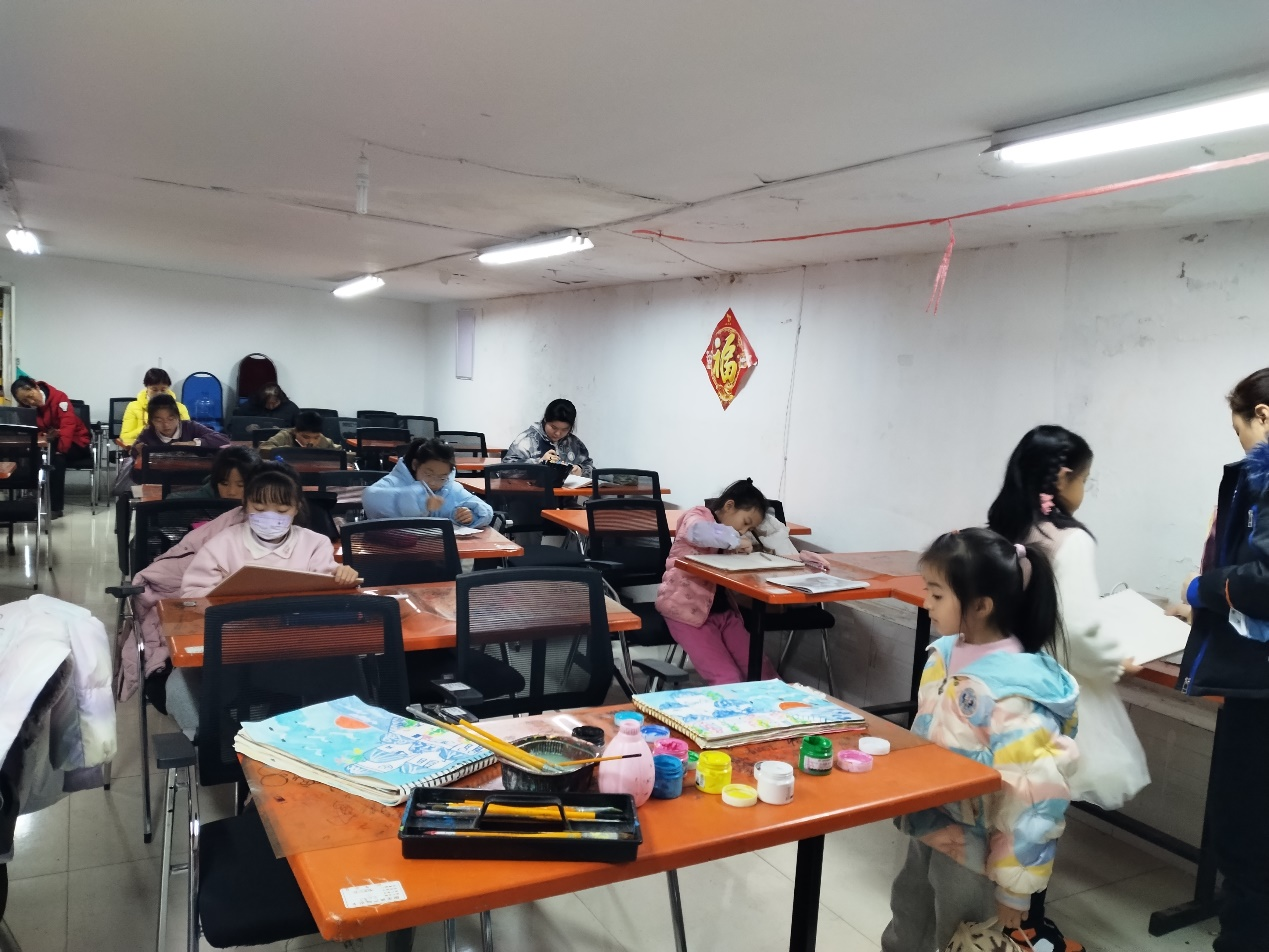 台东街道青啤社区举办庆“三八”儿童绘画活动