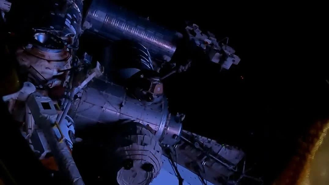 看！这是国际空间站，感觉很不错看！这是国际空间站，感觉很不错