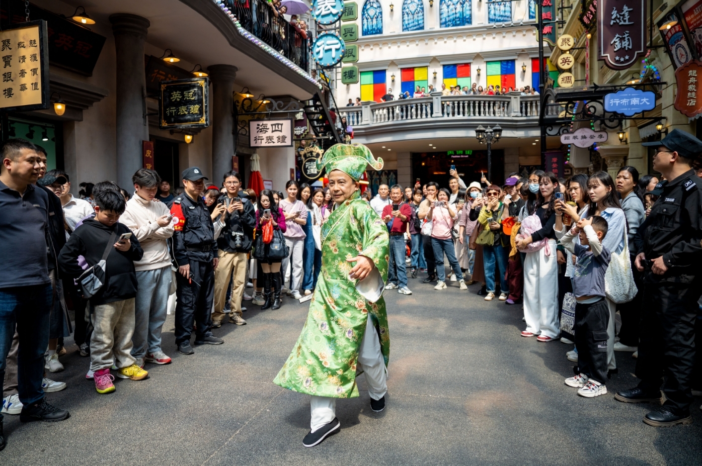 穿越时空的文化狂欢！广东千古情景区“穿越狂欢节”开启