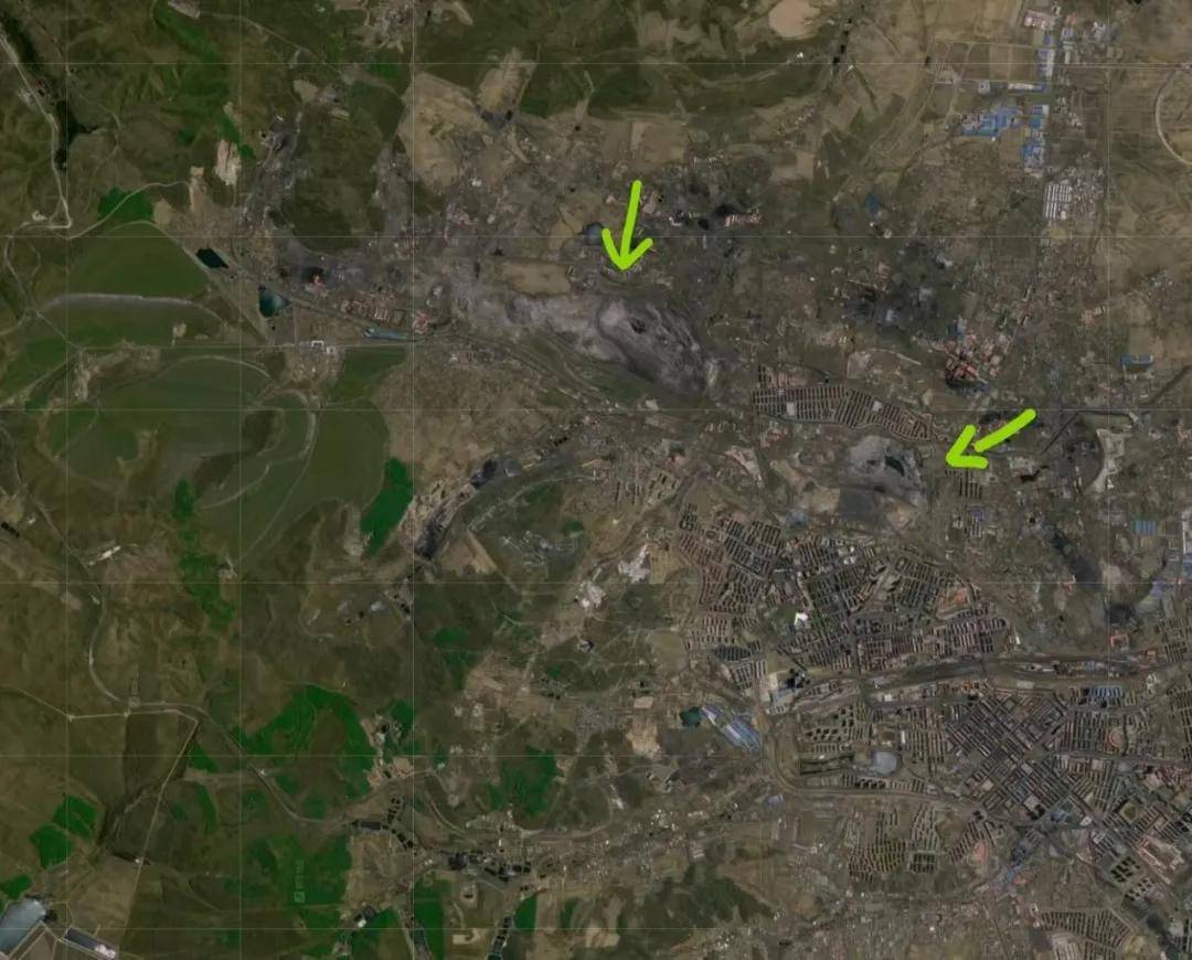 鹤岗两个露天煤矿老矿坑原始地貌图