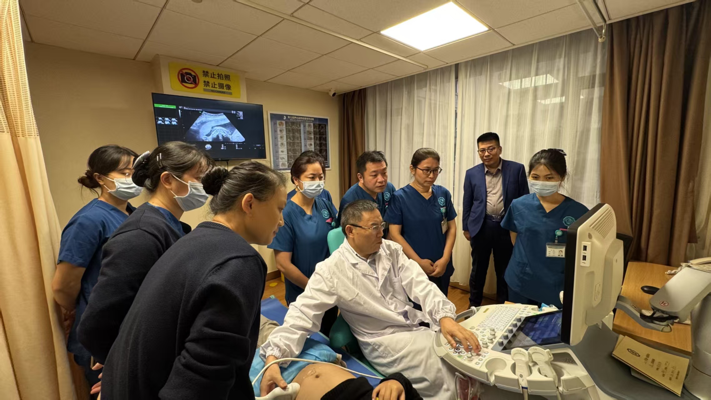 “AI+”助手让产前超声医生工作效率翻倍还为深圳产科超声检查进行质量控制