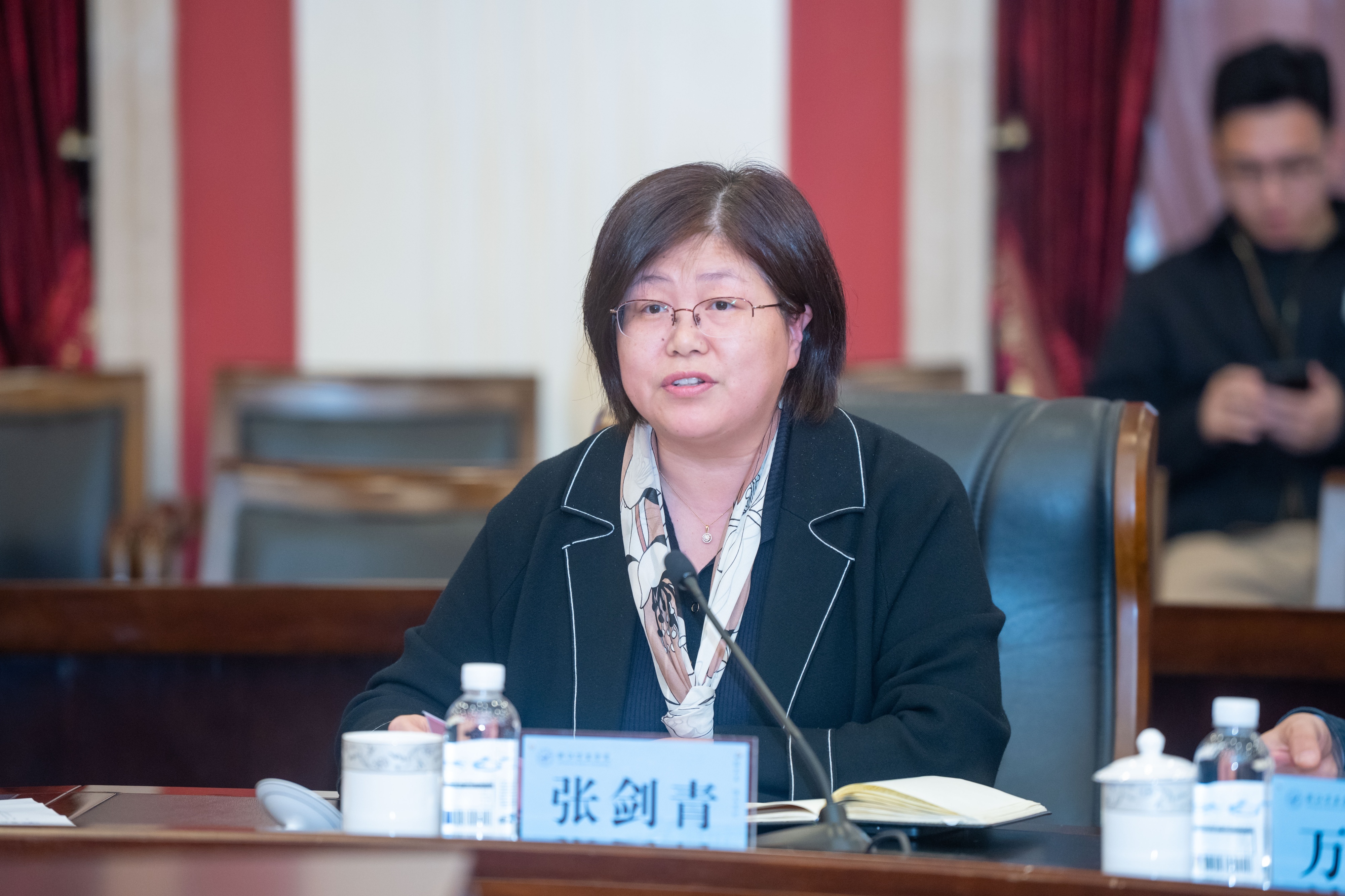 捐资助学 情系教育！道一高分子聚合物（宁波）捐赠30万元助力浙江万里学院教育发展