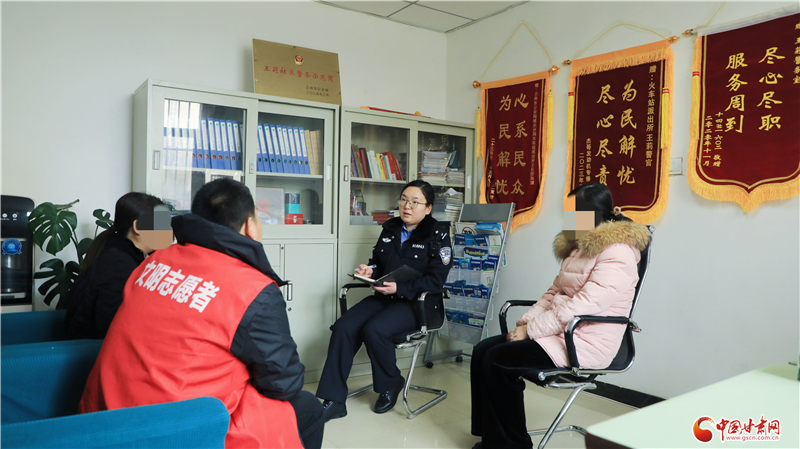 耕耘药海结硕果破译沉默证言探悬案 她们的故事闪着光