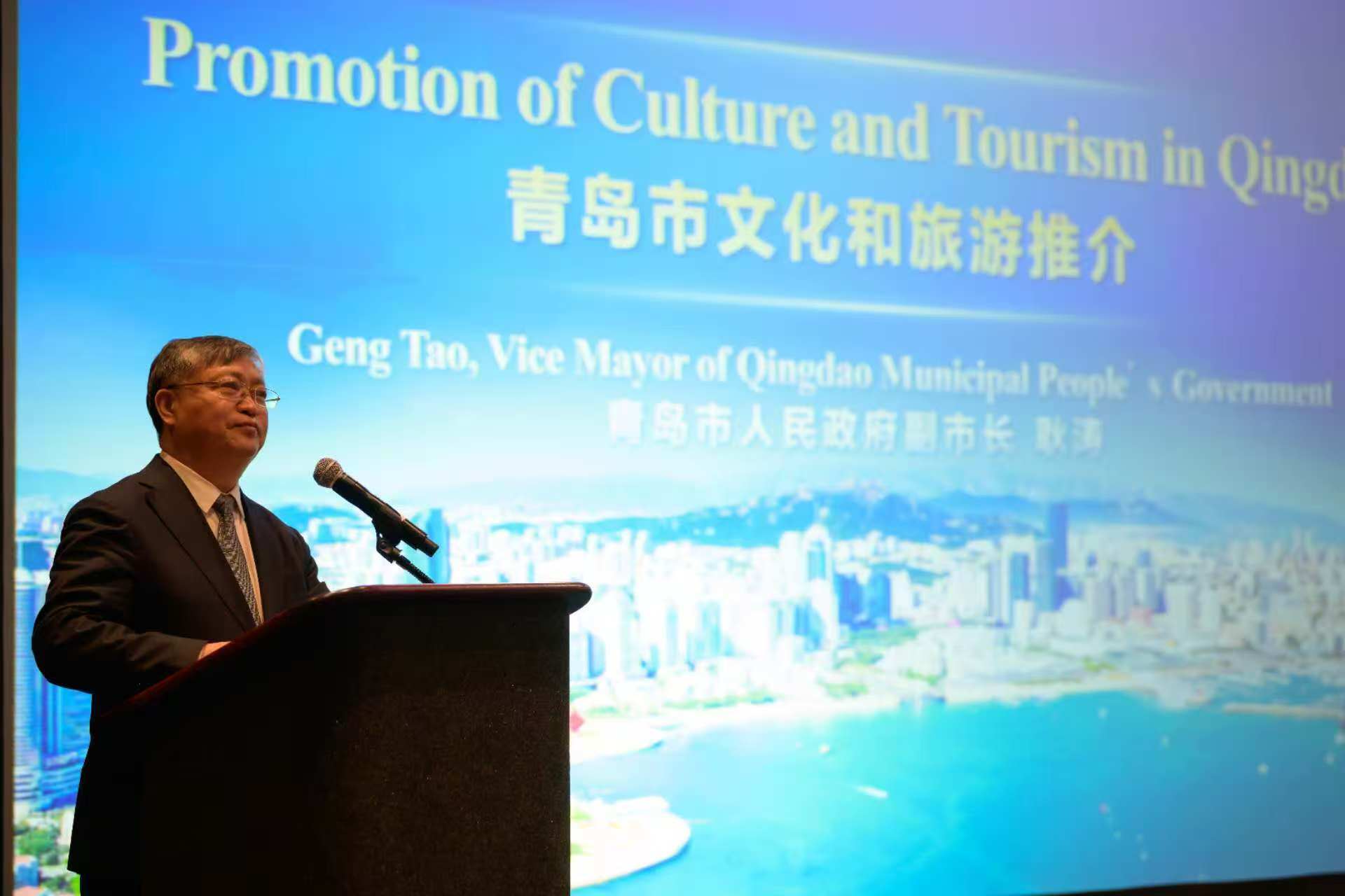 以花为媒，中美交流再添新靓点，中国青岛亮相第196届费城花展