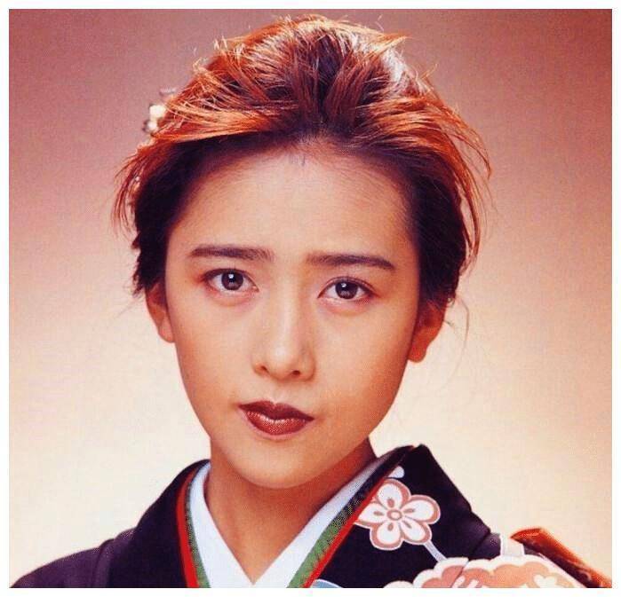 工藤静香：跟妖孽美男林佳树恋爱，嫁给木村拓哉，甜蜜厮守22年