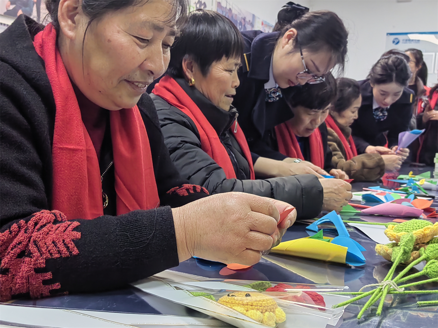 披星戴月显担“导” 巾帼有爱享春甜——致钱湖人家社区不被定义的“她们 ”(社区督导员)