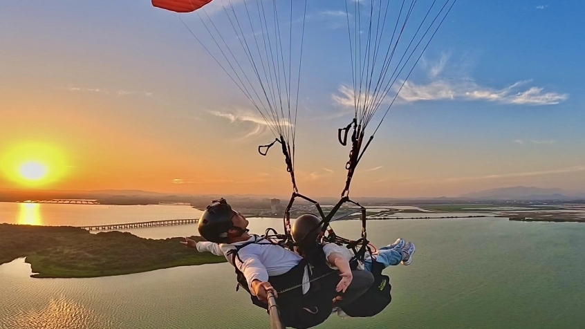 江西共青城：青年掘“机”低空经济